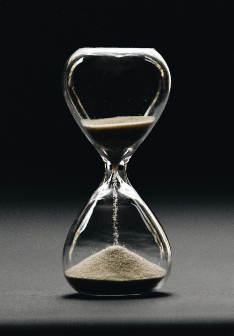 A felezési idő metaforikus jelentése az emberi életben